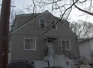 60 Graywood Rd, Port Washington, NY 11050