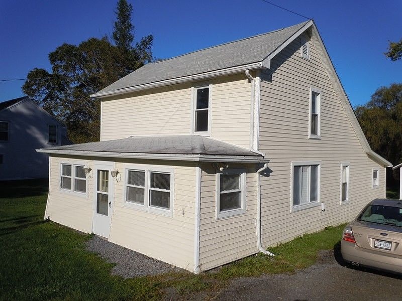 1st image of 393 Antrim Main St