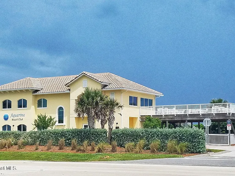 7647 Kiawah Way — Photo 32