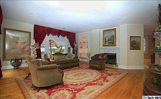 3rd image of 427 W Highland Ave