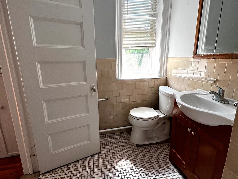 10 Arlington Ter #1 — Photo 20