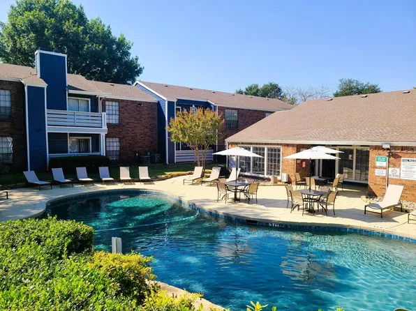 Post Oaks Apartments