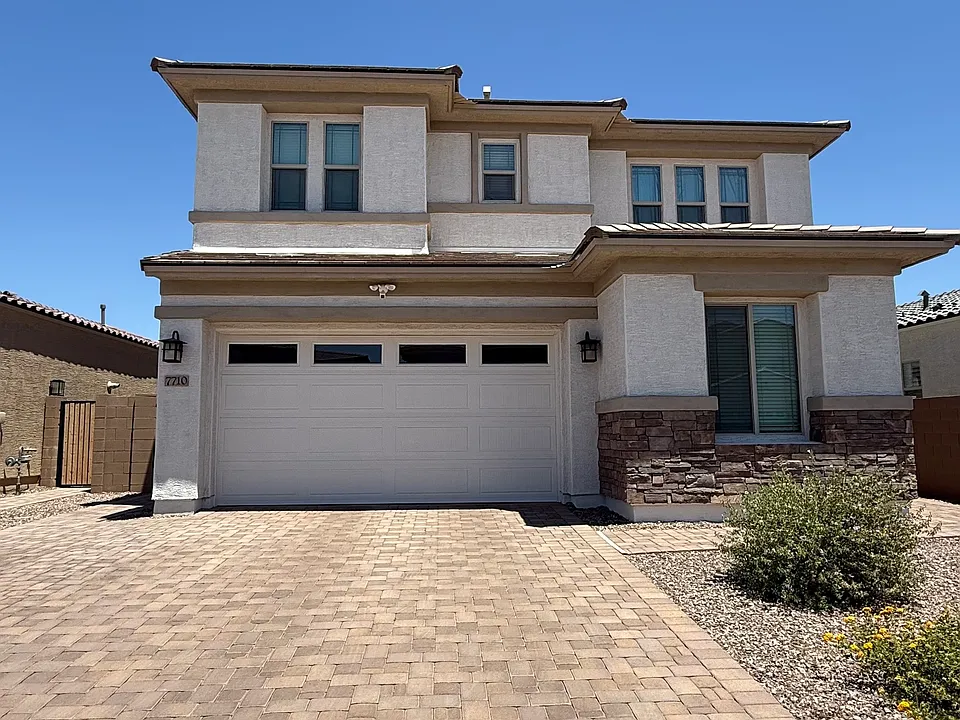 7710 W Crabapple Dr