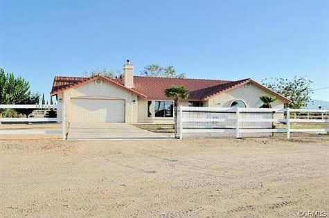 2nd image of 11015 Avenal St