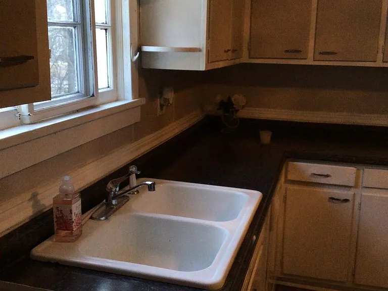 520 Woodvale Ave — Photo 4