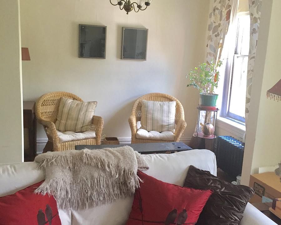 Dining nook off of living room