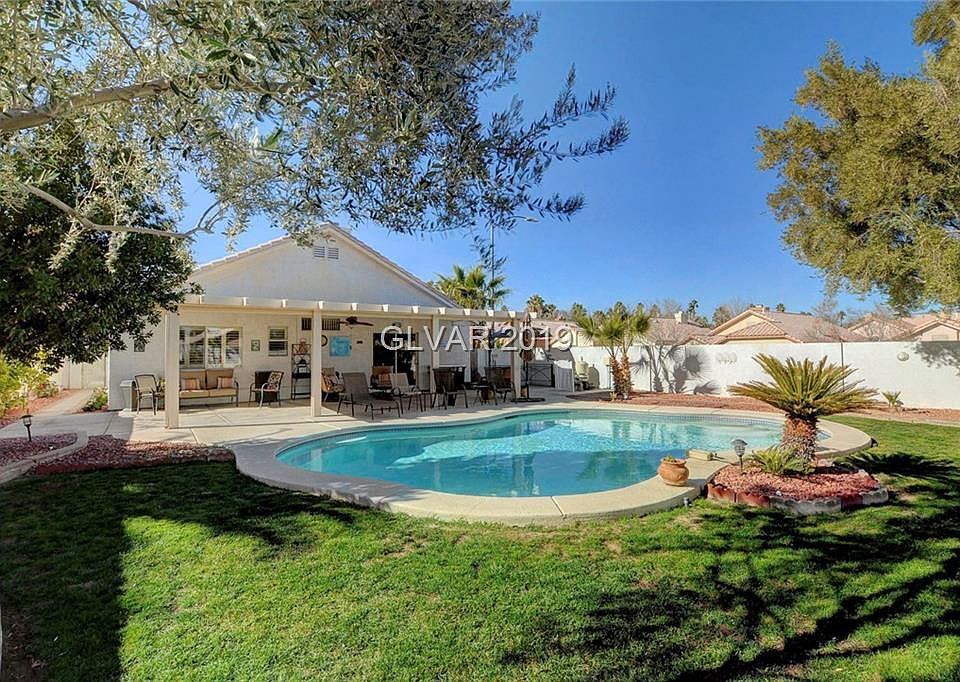 1st image of 4420 Campo Cir
