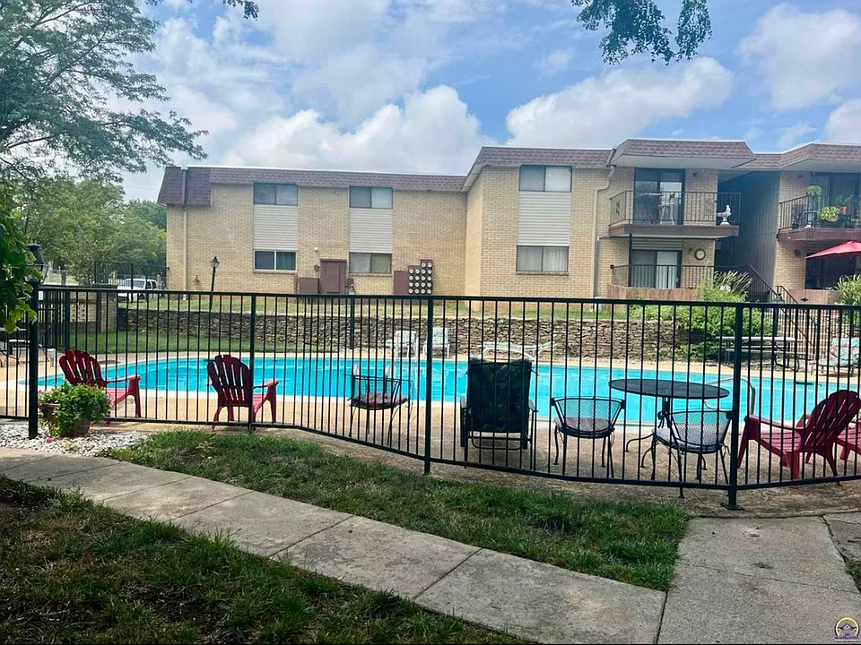 2934 SW Lydia Ave #205