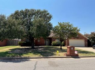 3601 Pilgrim Ln, Altus, OK 73521