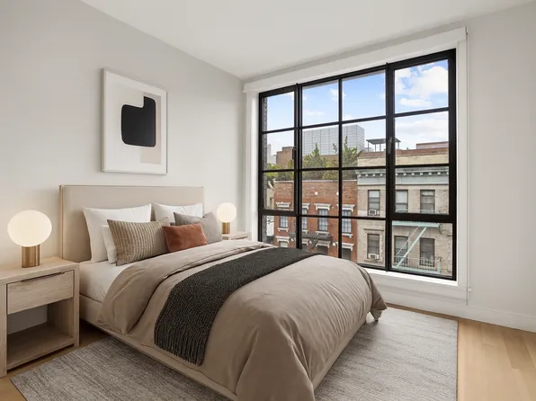 536 East 13th Street image 4 of 7