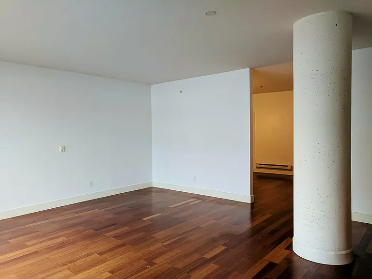 2911 2nd Ave #623 — Photo 4