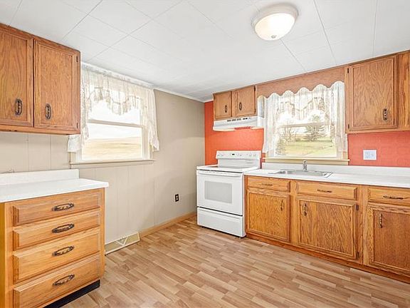 5th image of 987 Maiden St