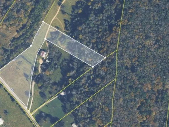 425 Campbell Hollow Rd, Bethpage, TN 37022