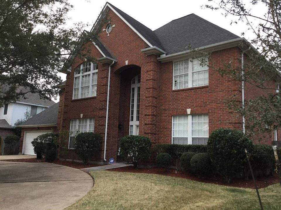 1st image of 12214 Ashley Circle Dr W