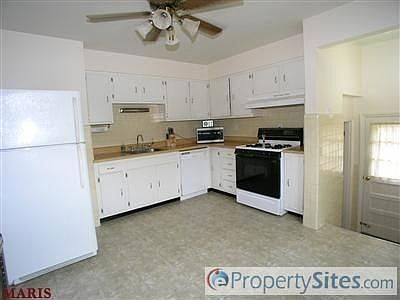 2nd image of 3108 Ronald Dr