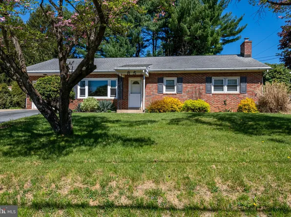 855 Elm St, Reading, PA 19605