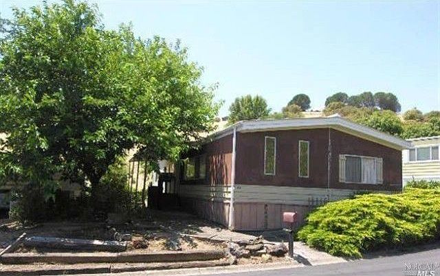 1st image of 44 Goya Dr