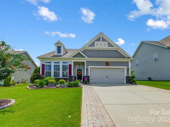 1229 Horsesugar Rd, Clover, SC 29710