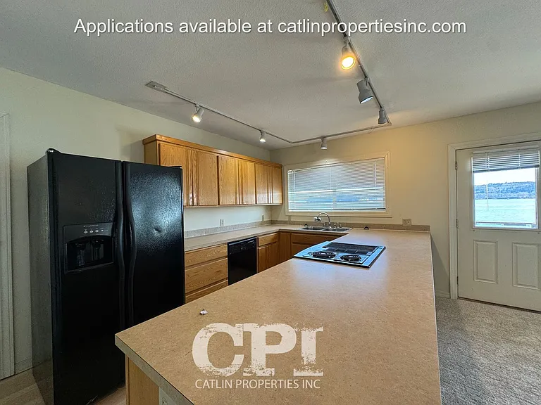 8517 Ocean Beach Hwy — Photo 6