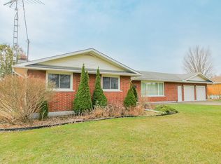 377 Silverthorn Ct, Welland, ON L3B 5N4