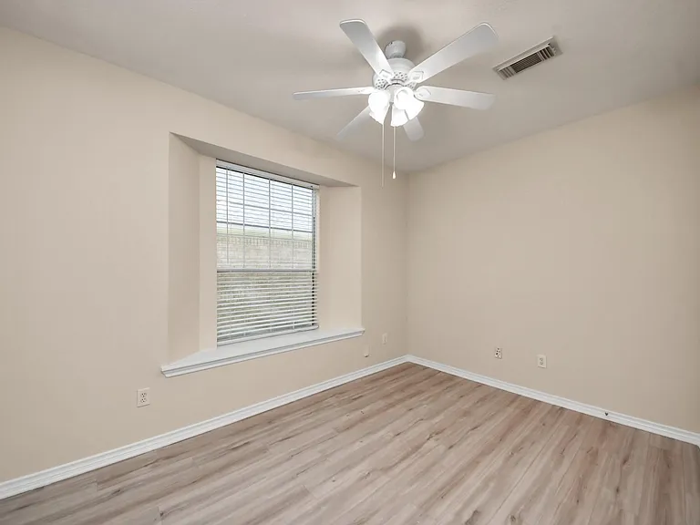 10007 Adobe Dr — Photo 22