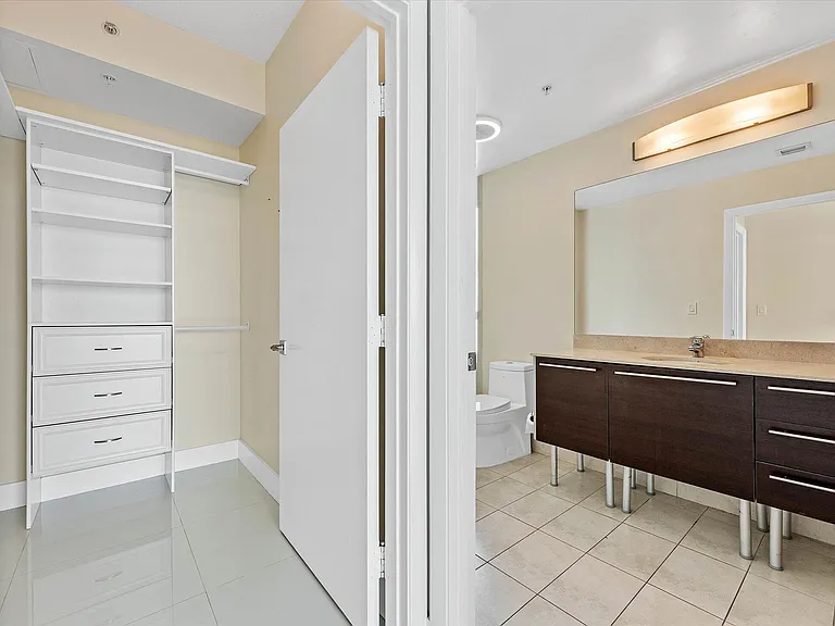 1900 N Bayshore Dr #3702 — Photo 10