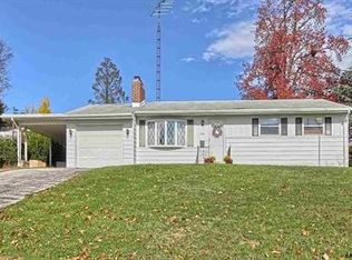 303 N Charles St, Red Lion, PA 17356