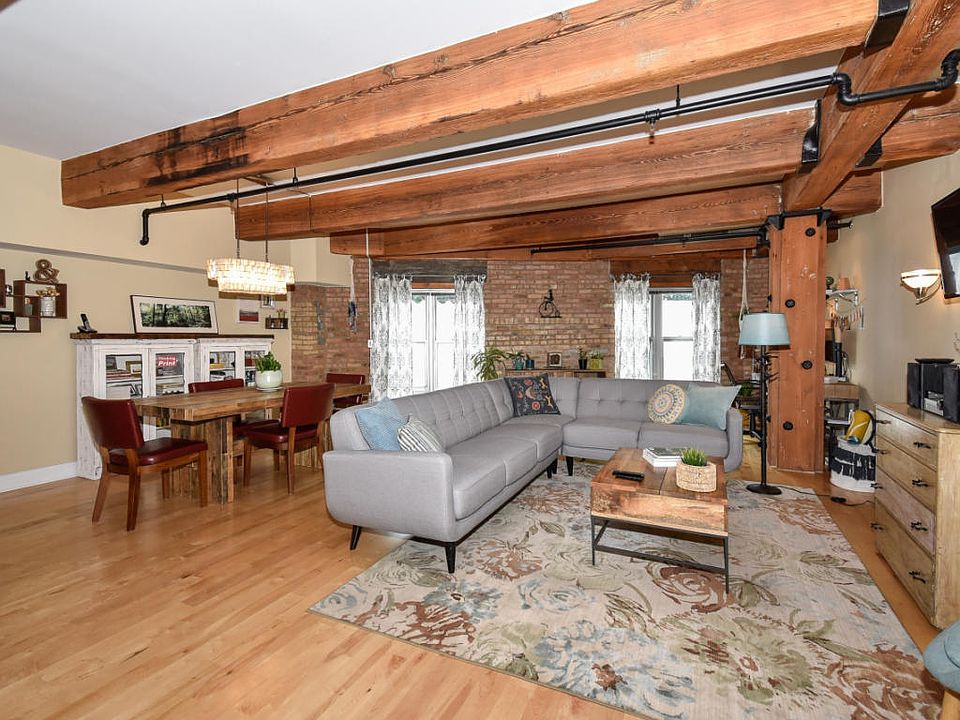 1st image of 3059 N Weil St Unit 205