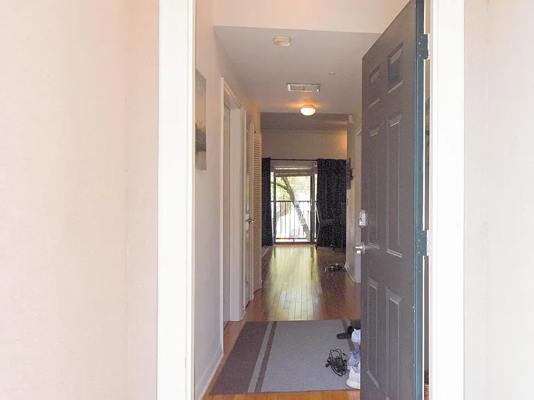 20 SW 6th St #1-204 — Photo 6