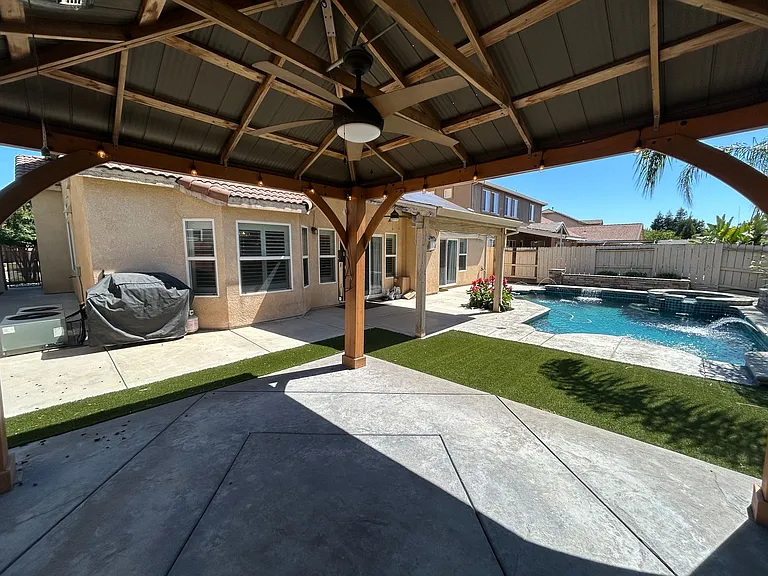 3052 Red Oak Ct — Photo 17