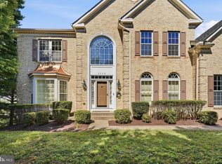 2148 Chestnut Ln, Frederick, MD 21702