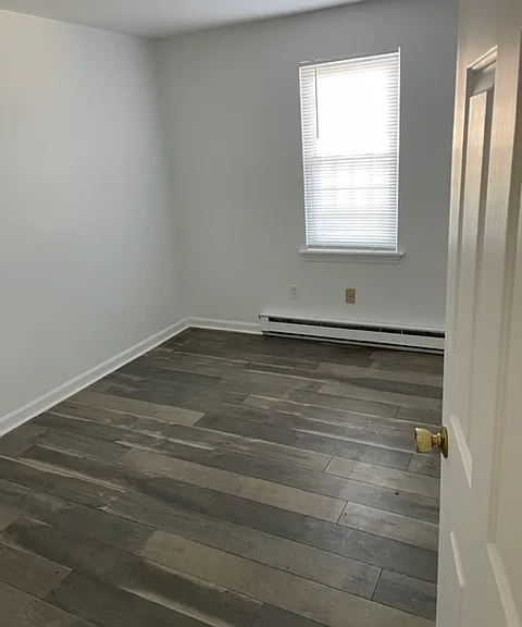 1029 Iyannough Rd #10A — Photo 4