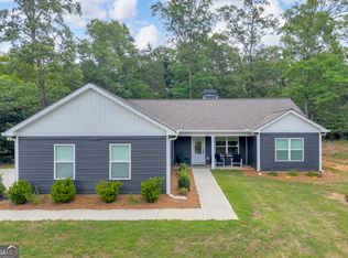 227 Topher St, Hartwell, GA 30643