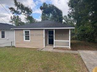 724 Lane St, Griffin, GA 30223