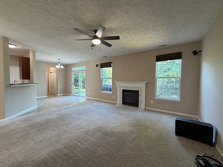 2537 Thorney Wood Ln — Photo 7