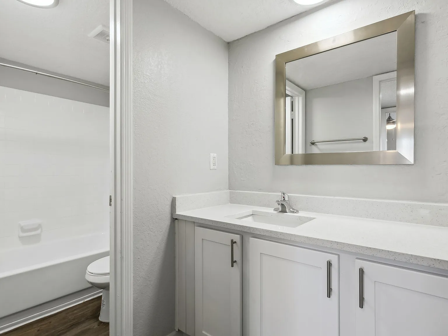 Peninsula at Northwood — Photo 4