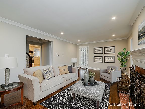 3rd image of 6512 N Kimball Ave