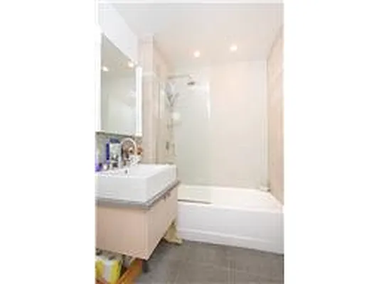 Rented by Douglas Elliman | media 7