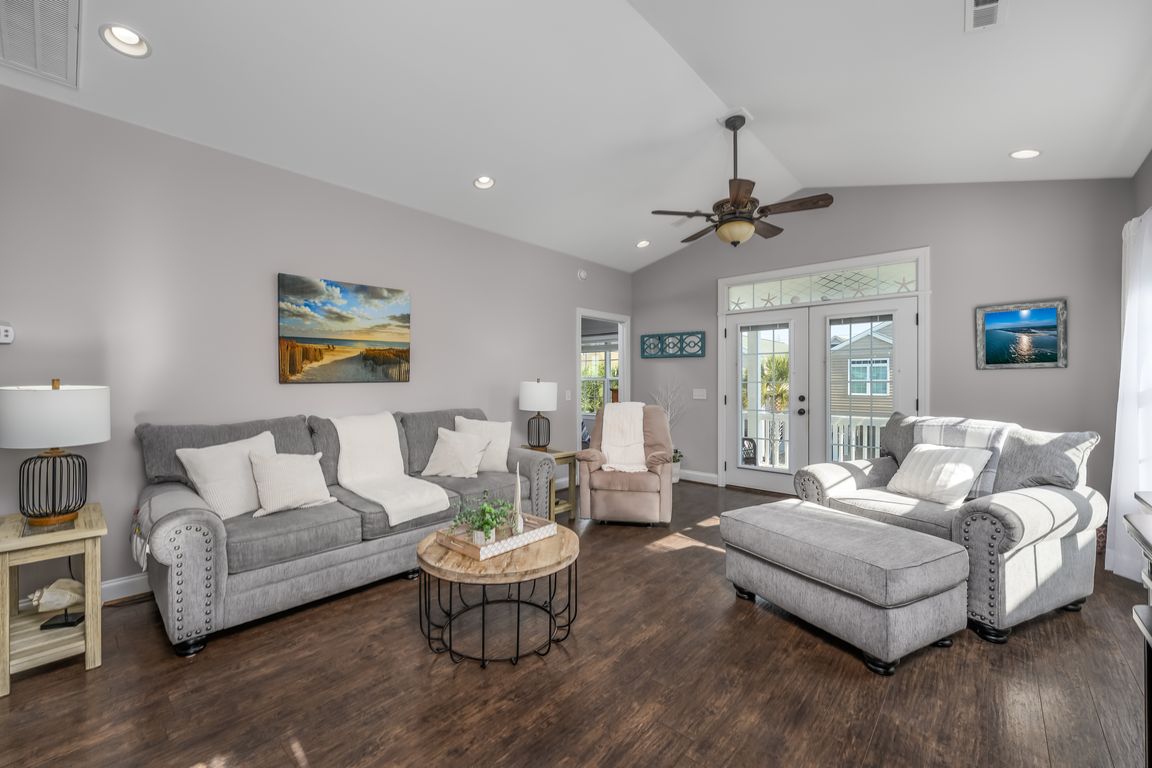 next background image