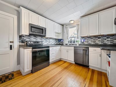 25 Eden St #2, Salem, MA, 01970