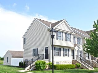 245 Autumn Ridge Cir, Pickerington, OH 43147