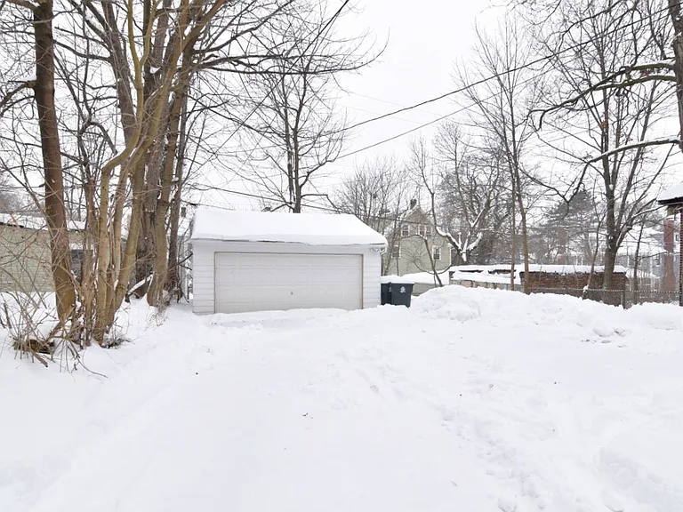1756 Lee Rd — Photo 29