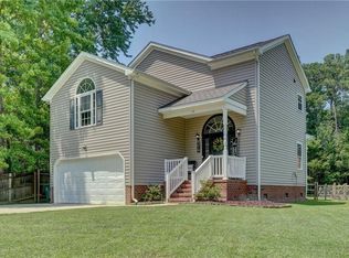 319 Little Florida Rd, Poquoson, VA 23662