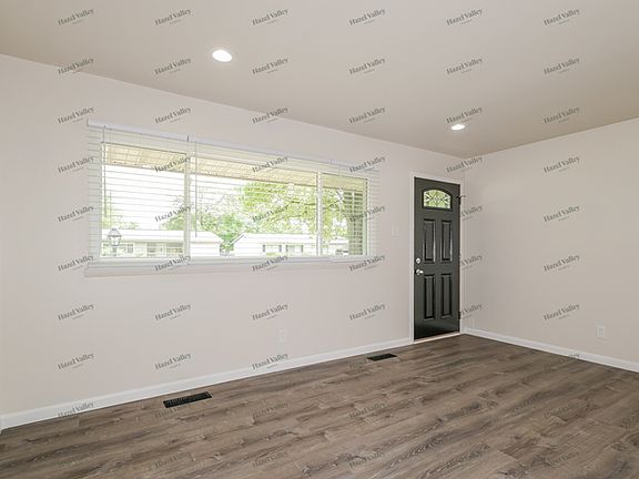 5th image of 1510 Mullanphy Ln