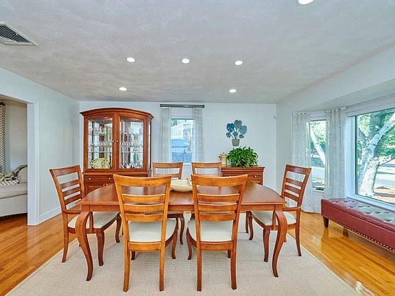4th image of 1 Linda Jean Ln