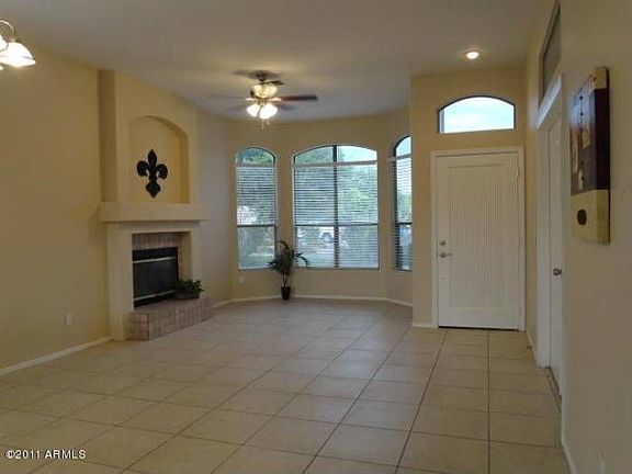 3rd image of 3682 E Juanita Ave