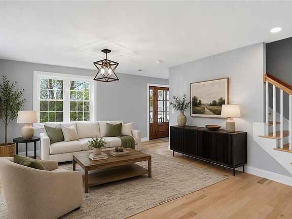 3rd image of 60 Bloor St