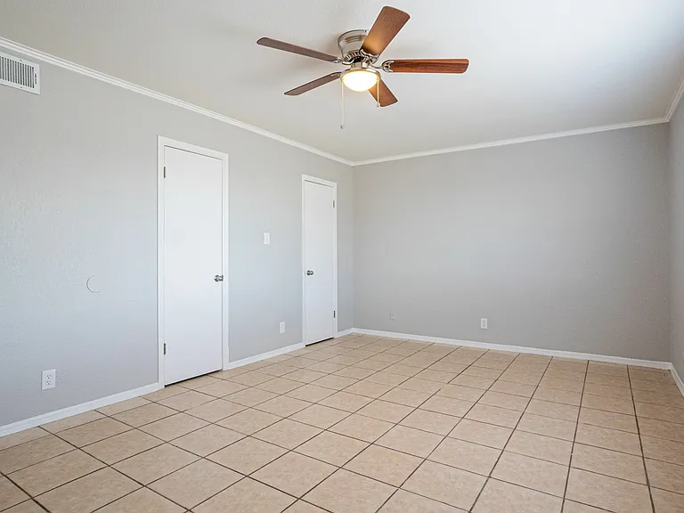 3313 Johnson Ave #16 — Photo 16