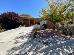 6508 Moon Shadows Dr NW, Albuquerque, NM 87120