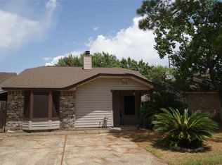 7206 Village Lake Dr, Cypress, TX 77433